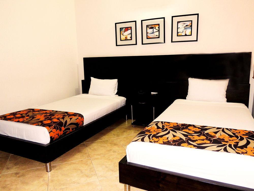 Hotel Quinta Avenida Cúcuta Екстериор снимка