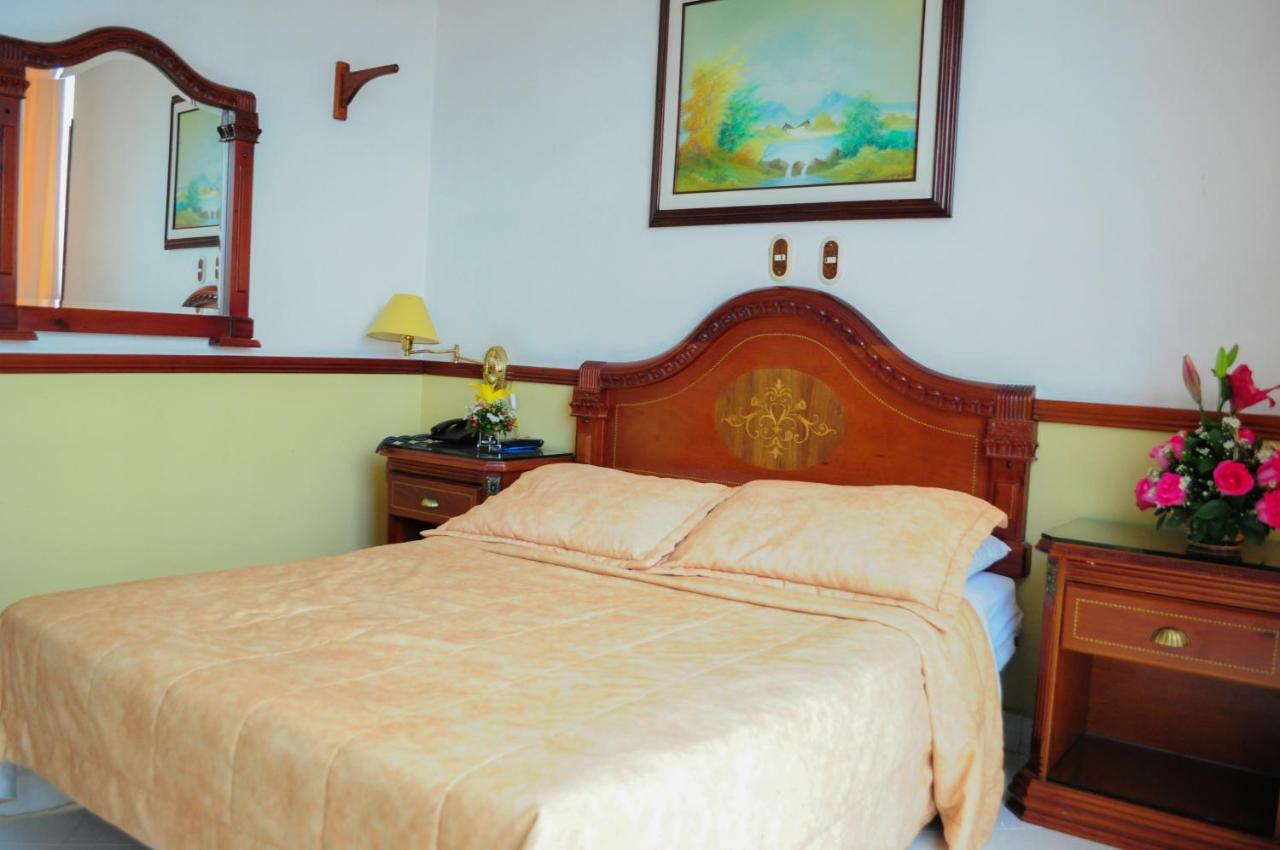 Hotel Quinta Avenida Cúcuta Екстериор снимка